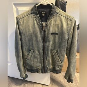 Women’s denim jacket